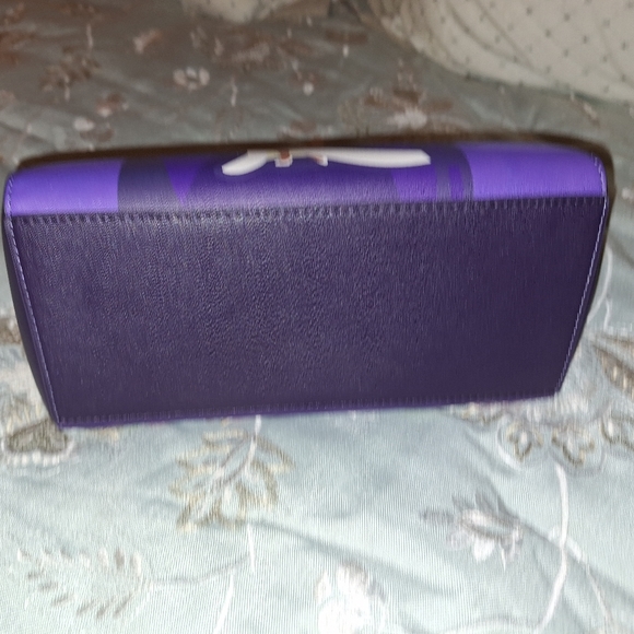 Loungefly: Crossbody Purse and Wallet - Picture 10 of 16